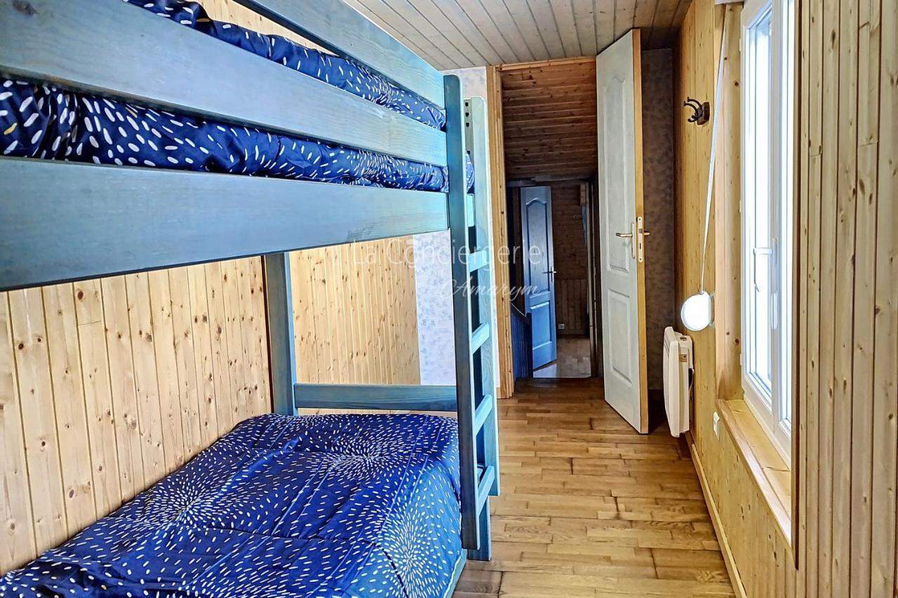 Am 57 - The Blue House Villa Ault Eksteriør billede